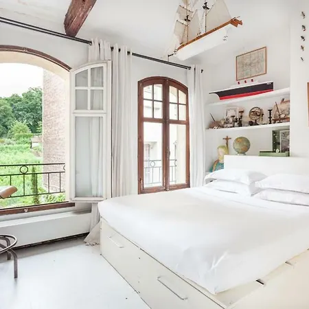 Rue Des Saules Townhouse By Onefinestay Appartamento Parigi